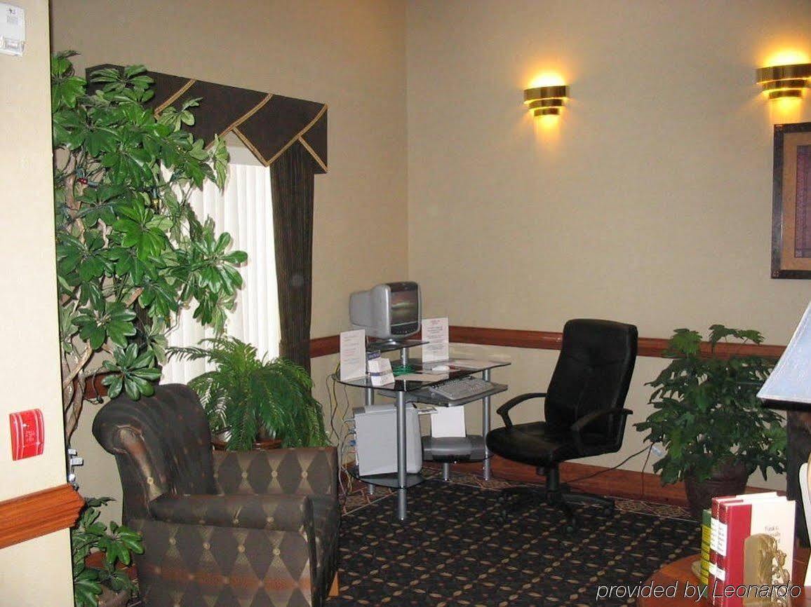 Holiday Inn Express Hotel & Suites Laurinburg By Ihg Exterior foto